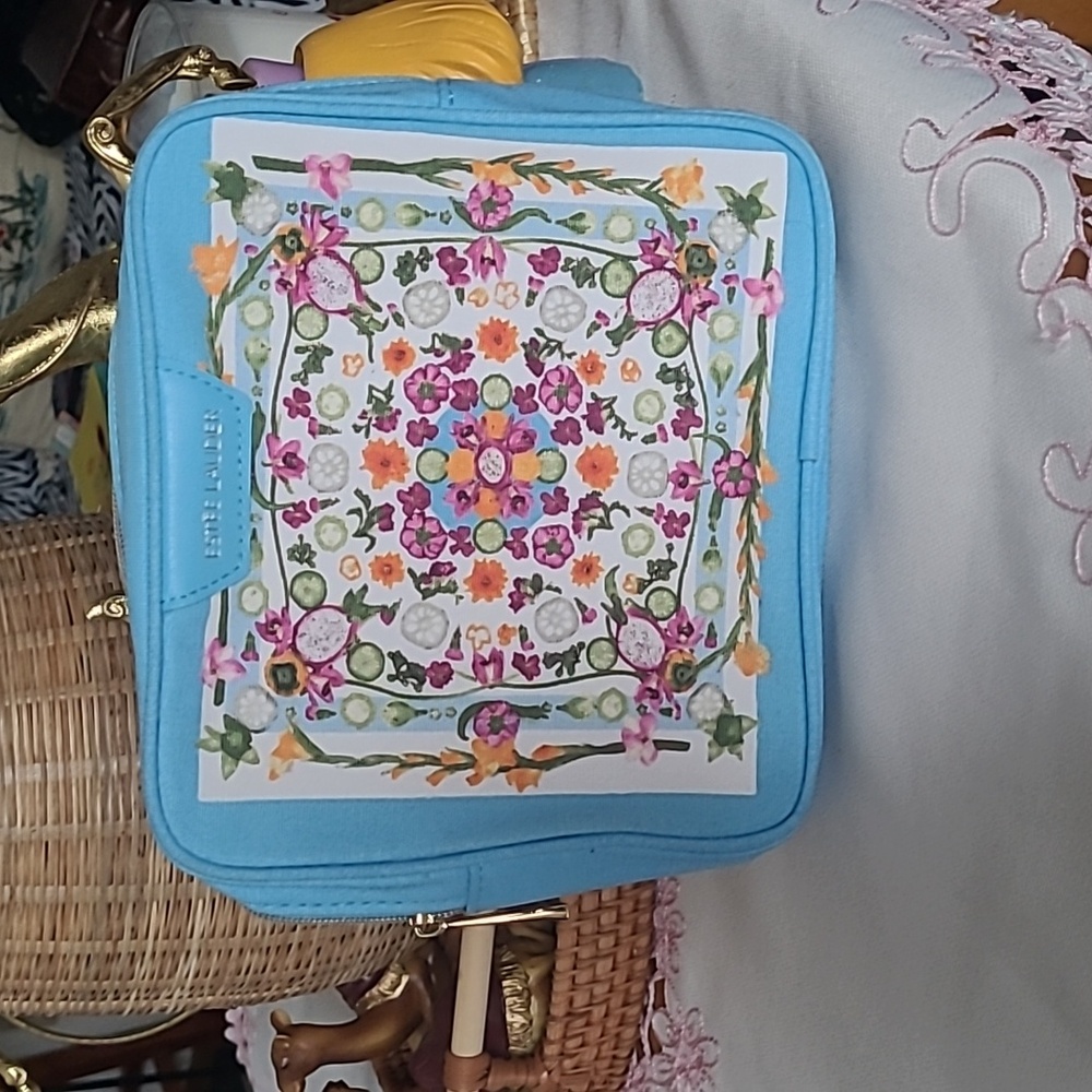 ESTEE LAUDER Makeup Cosmetic Bag Amber Locke Blue Floral Special Edition - Picture 7 of 7